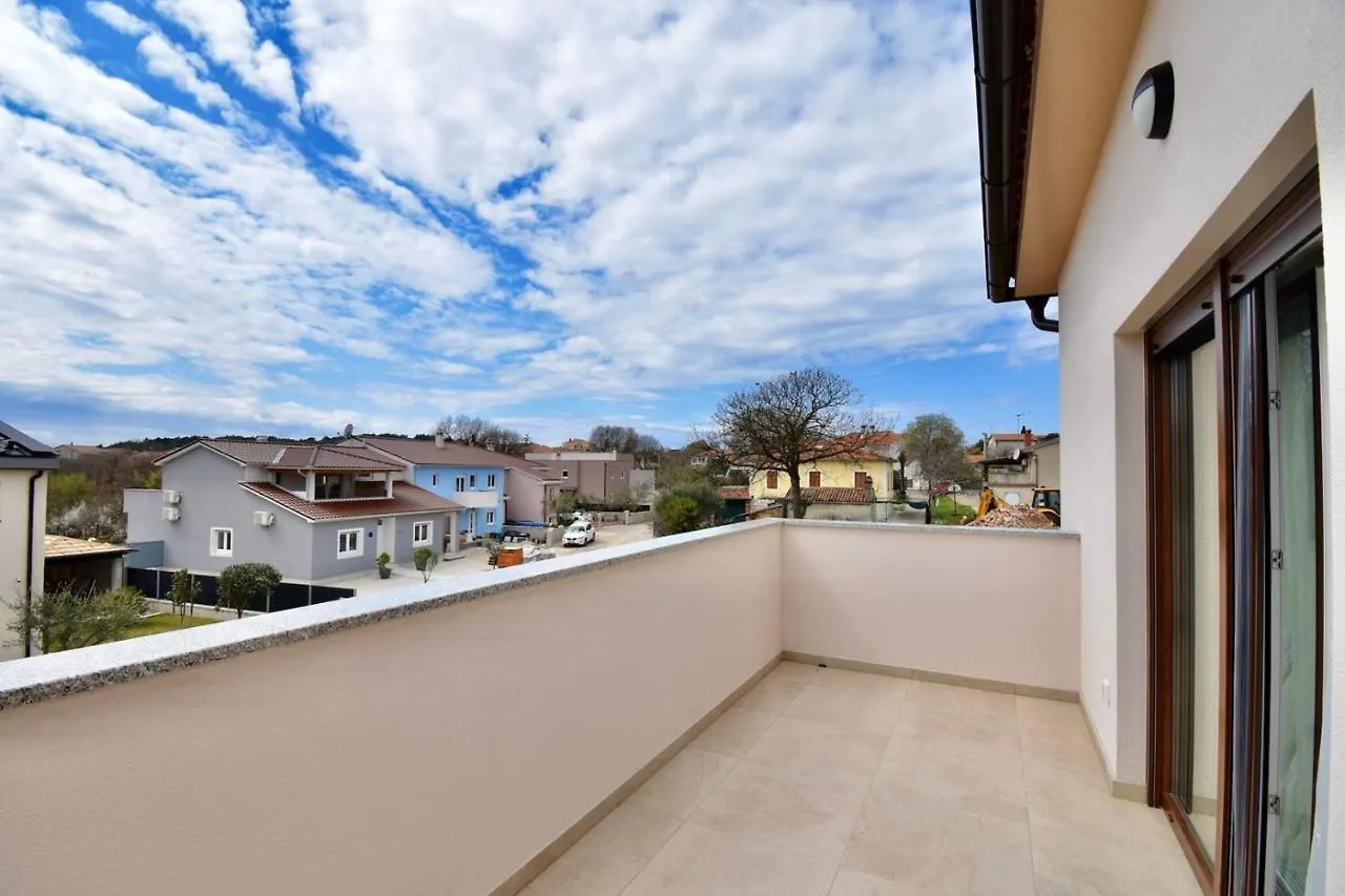 Holiday Apartments Petra Stinjan Guest house