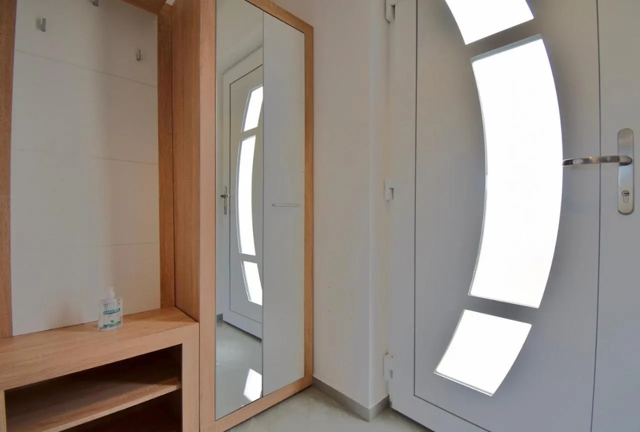 Holiday Apartments Petra Stinjan Croatia