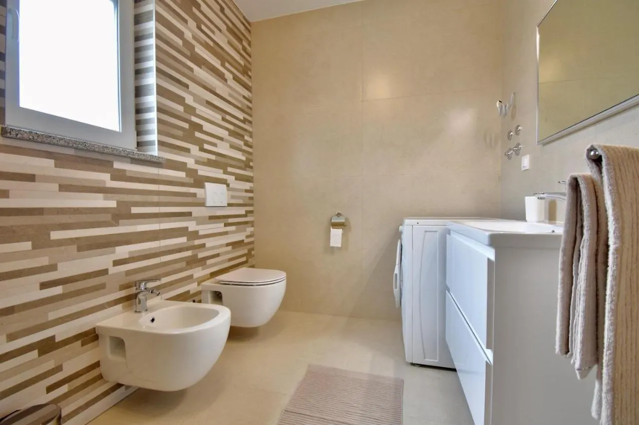 Holiday Apartments Petra Stinjan Guest house