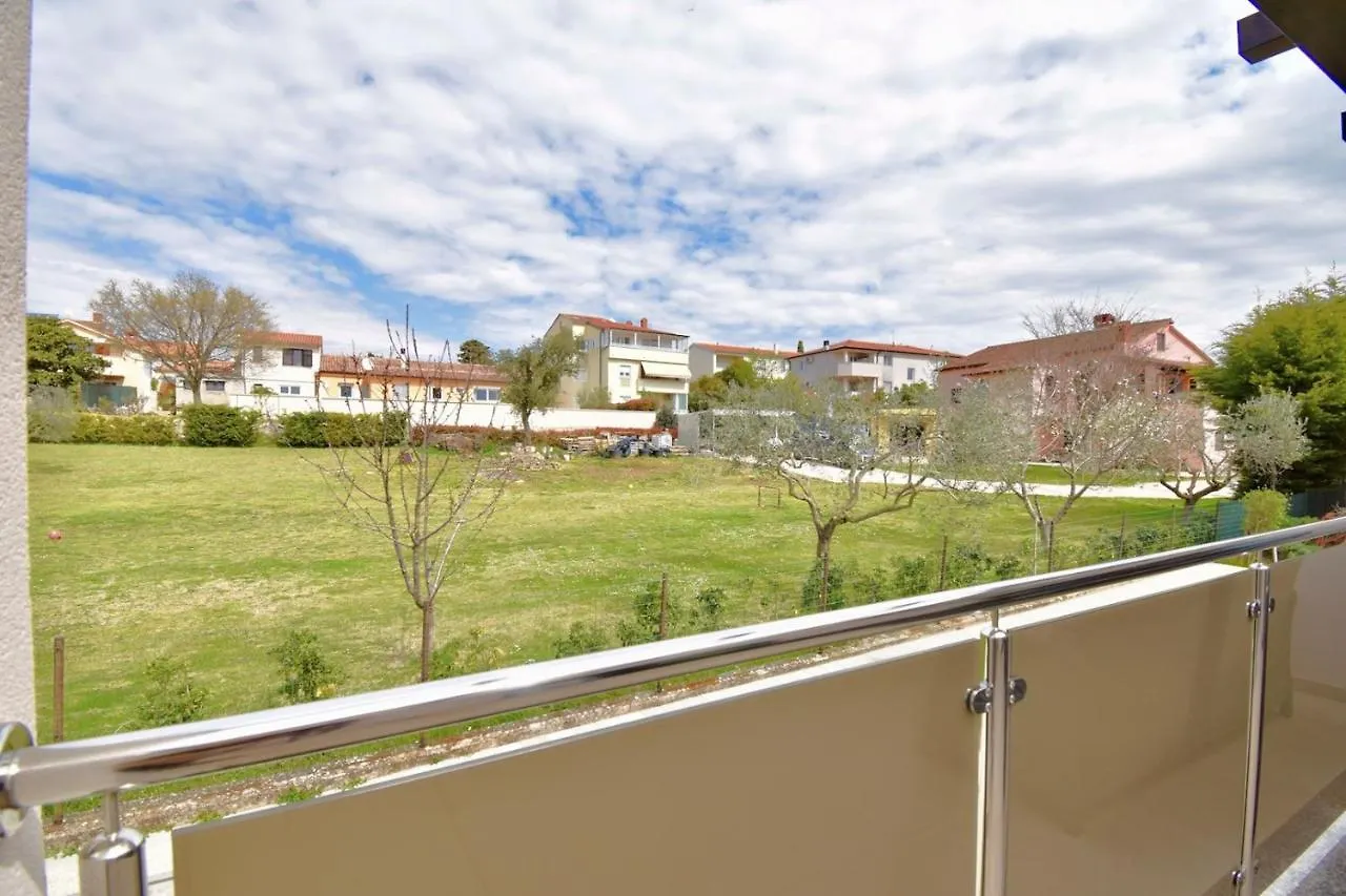 Holiday Apartments Petra Stinjan 0*,  Croatia